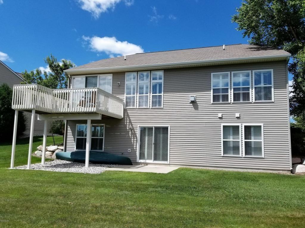 43 Watershore Dr - Photo 2 of 12