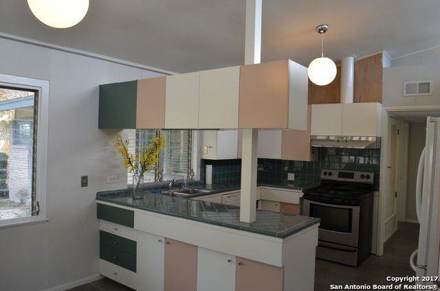 303 Rilla Vista Drive - Photo 2 of 10