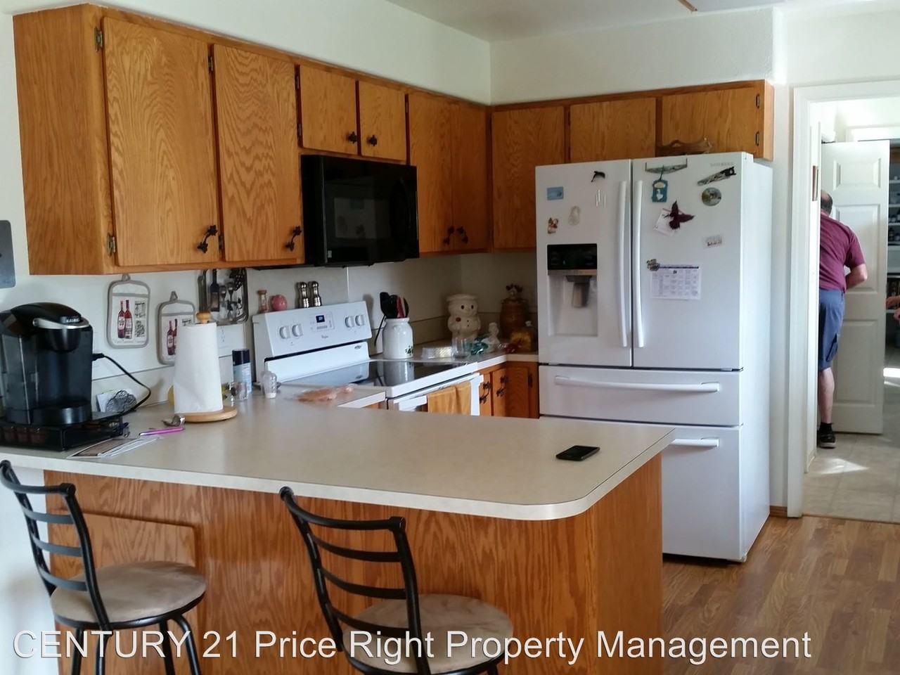 1207 20th Ave - Photo 2 of 7