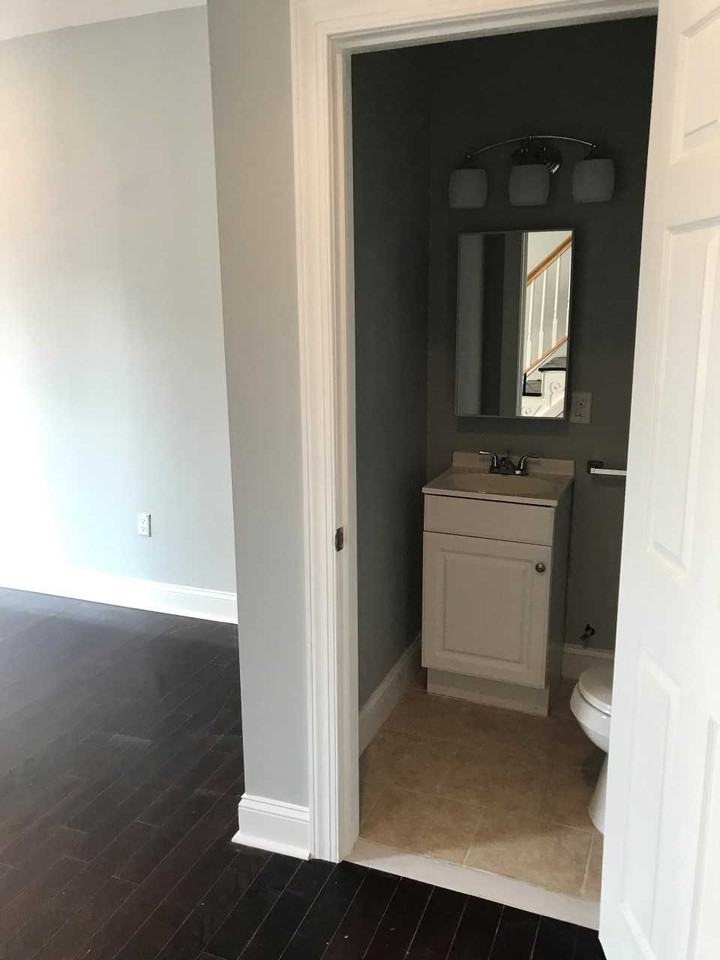 5223 Euclid St - Photo 3 of 11