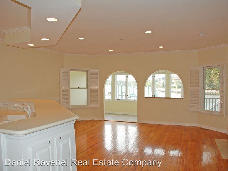 31 Morgan's Cove Dr - Photo 3 of 14