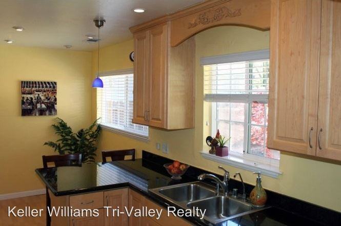 1380 Garrans Dr - Photo 2 of 14