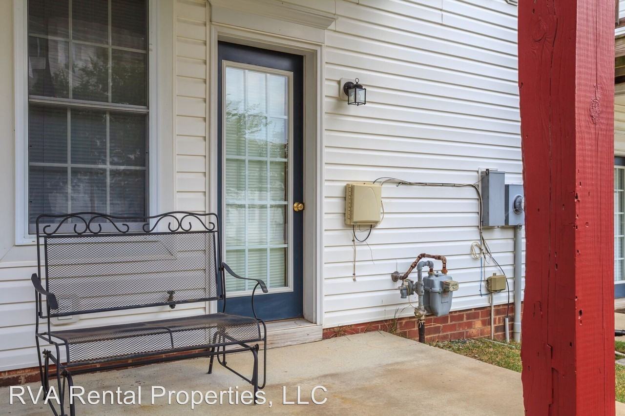 6909 Stratford Townes Way - Photo 2 of 15