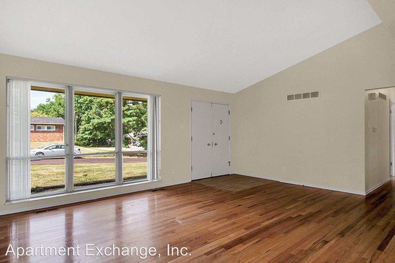 18 Kingsbrook Ln - Photo 3 of 14