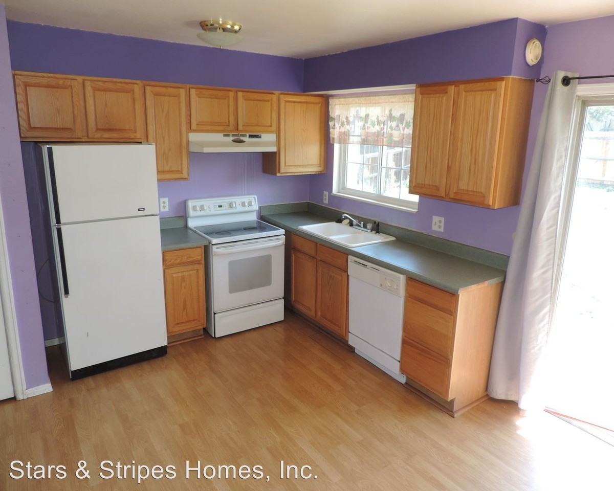 16108 E Harvard Ave - Photo 2 of 12