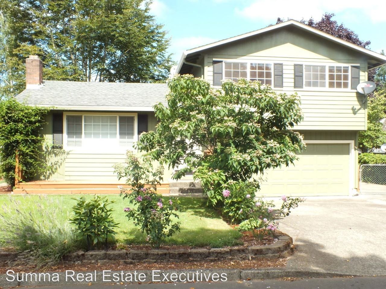 13355 Eastborne Dr - Photo 2 of 21