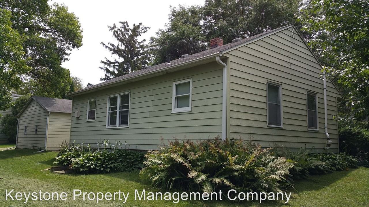 1830 B St - Photo 2 of 16