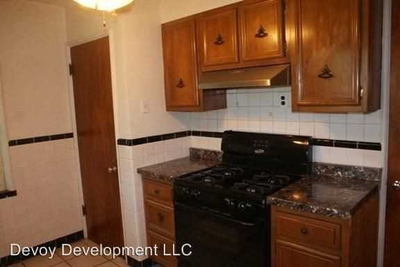 7625 Horatio Dr - Photo 3 of 12