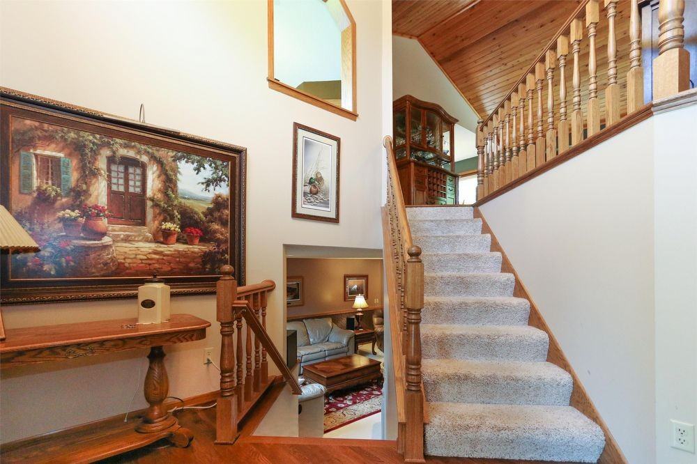 17373 Idlewood Way - Photo 2 of 31