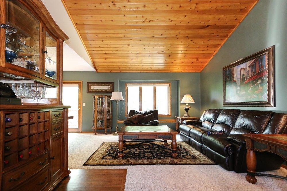 17373 Idlewood Way - Photo 3 of 31