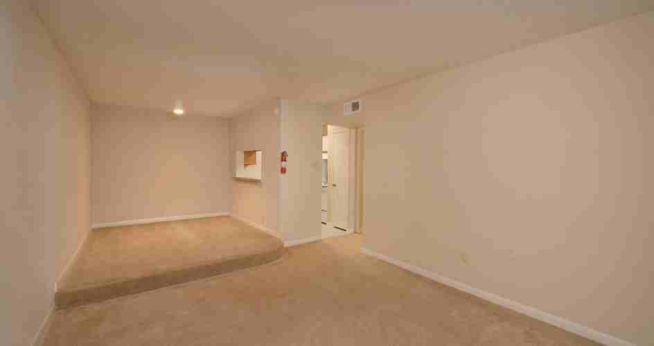 Kingswood Village - Photo 2 of 9