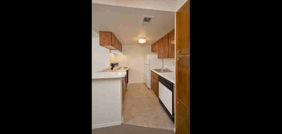 South Oaks - Photo 3 of 4