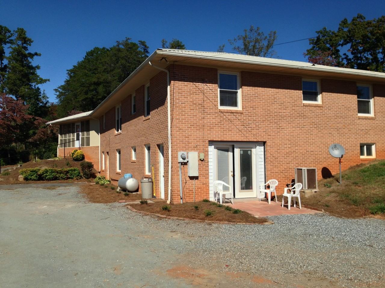 4215 NC-9 - Photo 3 of 22