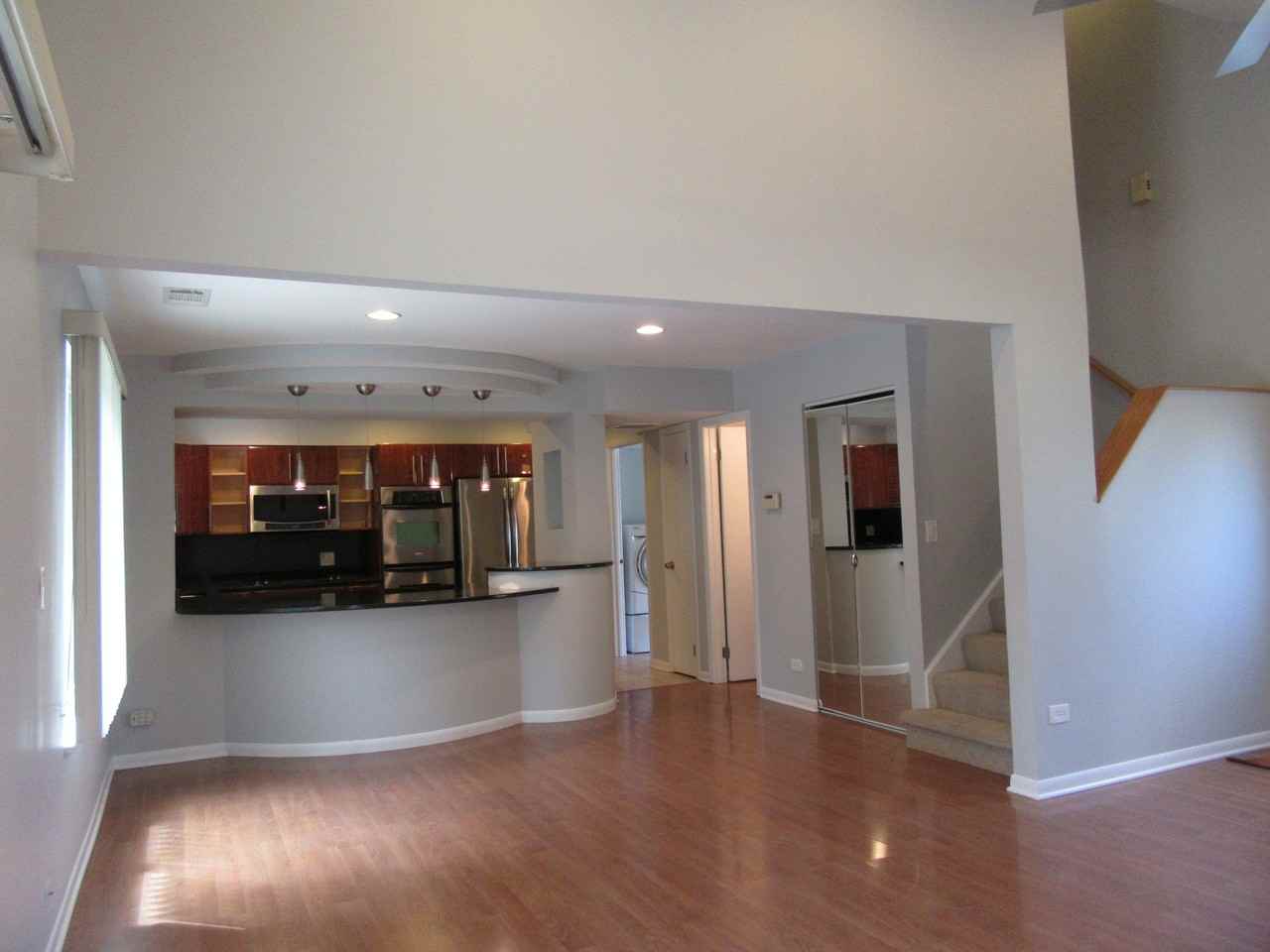 43 Buckingham LN - Photo 4 of 26