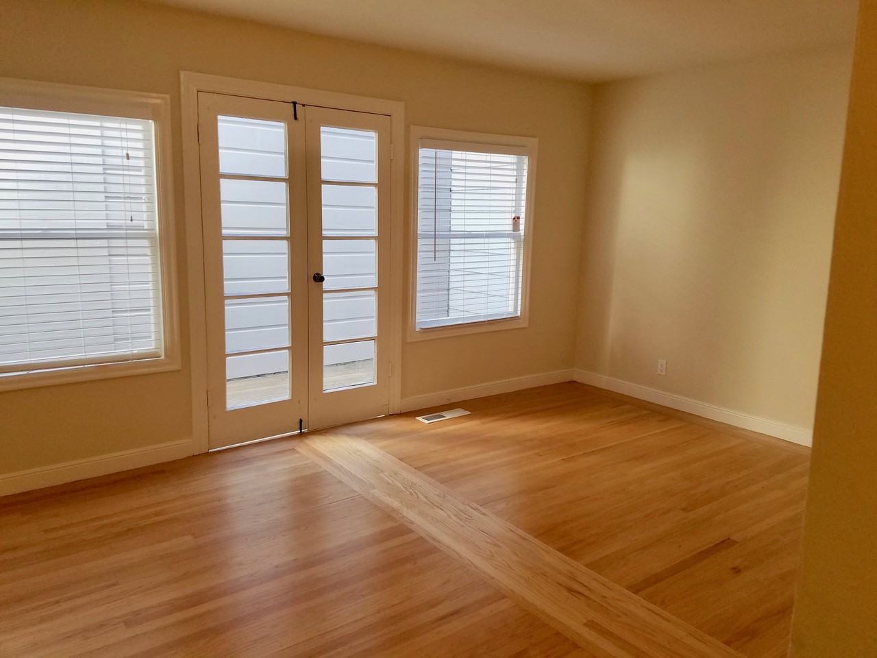 184 Pixley Street - Photo 2 of 13