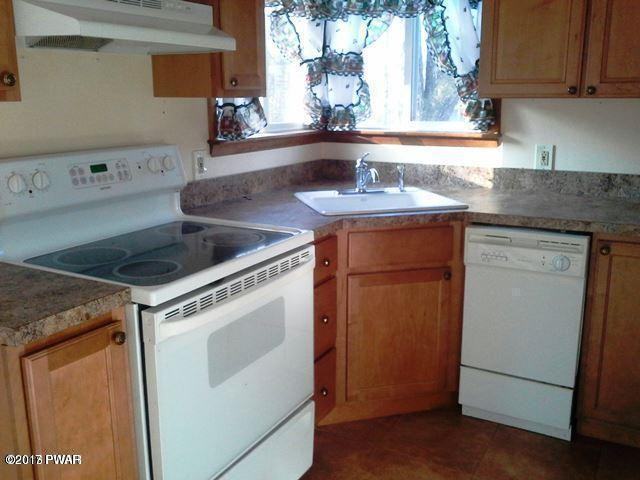 104 Hickory Dr - Photo 3 of 12