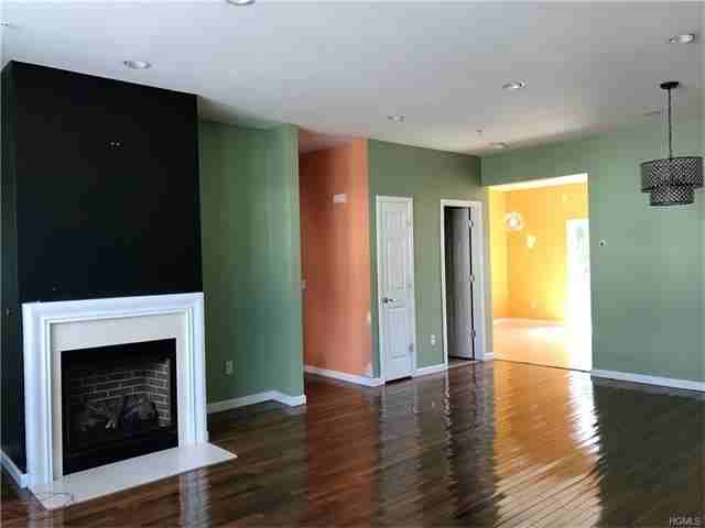 89 Wood Lake Dr - Photo 3 of 19