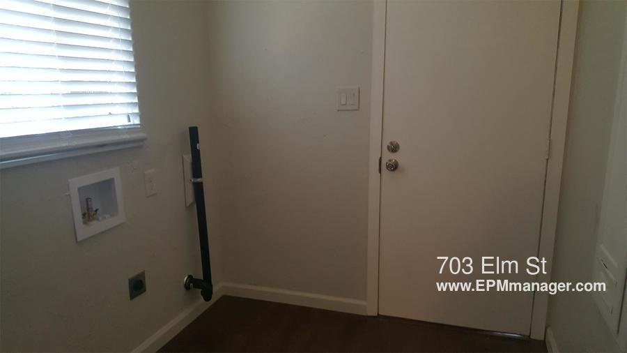 703 Elm St - Photo 3 of 8