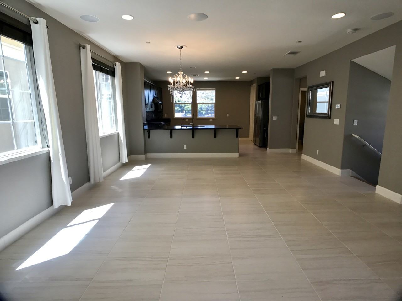 321 Victoria Place - Photo 2 of 9