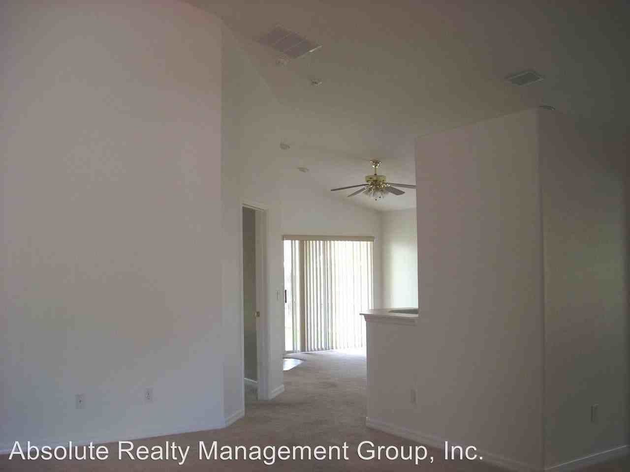 18112 Saxony Ln - Photo 2 of 9