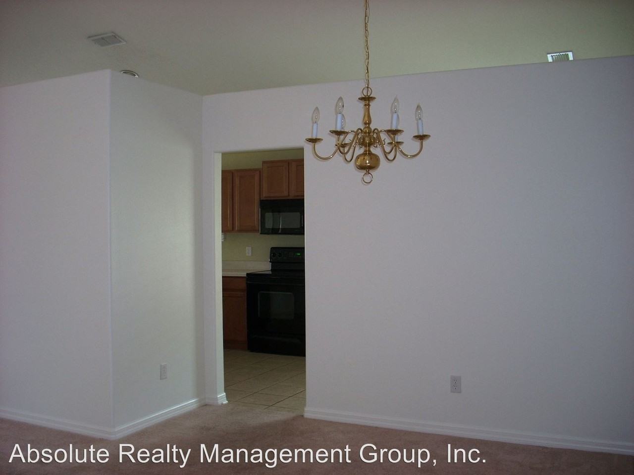 18112 Saxony Ln - Photo 3 of 9