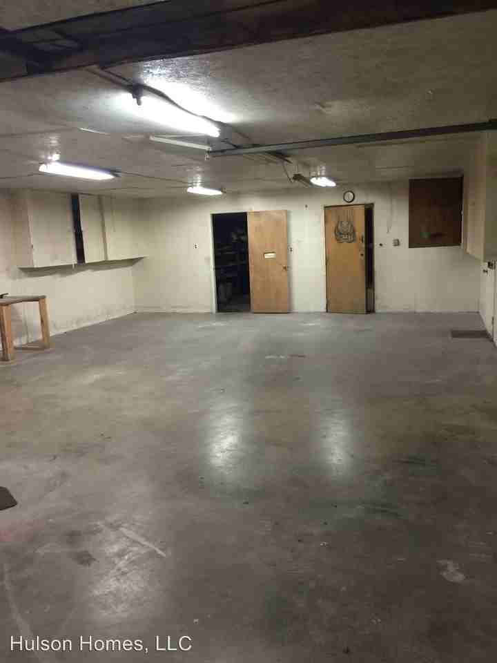 1545 Broadway - Photo 3 of 3