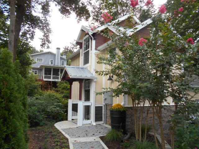 228 Clarion Ave #A - Photo 3 of 27