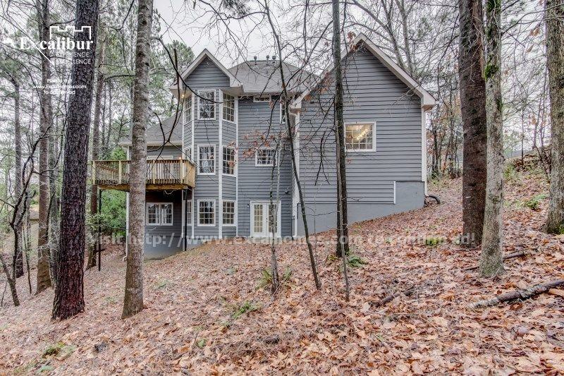 407 Beechwood Ln - Photo 2 of 33