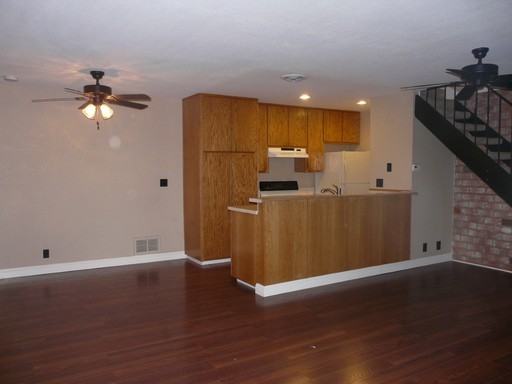 218 Coy Dr #3 - Photo 2 of 4