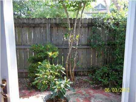 11 Maplecrest Dr - Photo 3 of 4