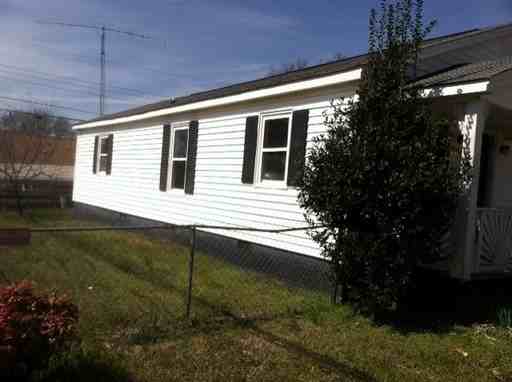 2001 Brewton Dr - Photo 3 of 15