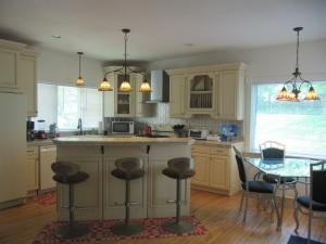 1713 W Main St - Photo 3 of 24