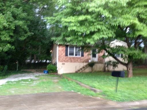 1084 Medlin St - Photo 2 of 18