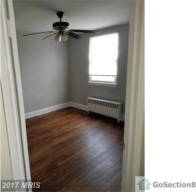 7017 Surrey Dr - Photo 2 of 4