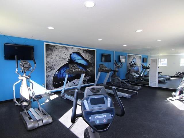 940 Fullerton Rd - Photo 2 of 10