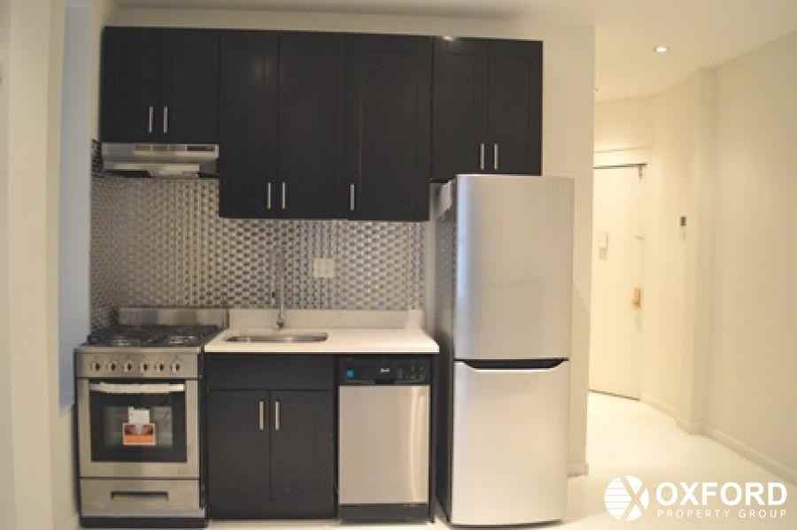 Central Park West & W 107th St #4c