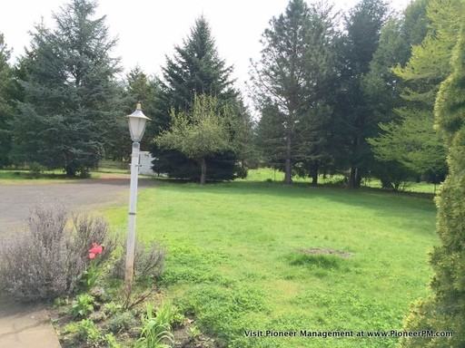 938 Echo Dr - Photo 3 of 38