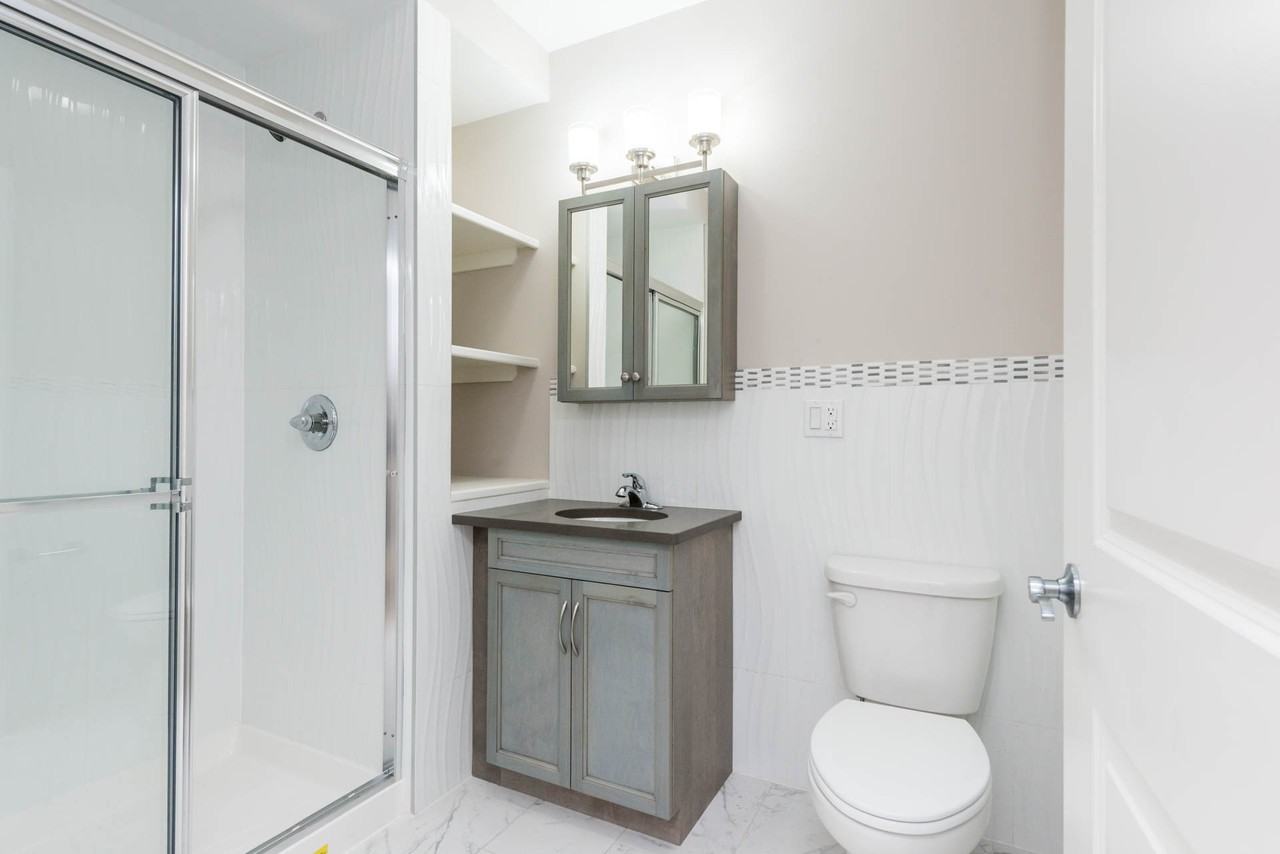 439 Knickerbocker Avenue #19LL