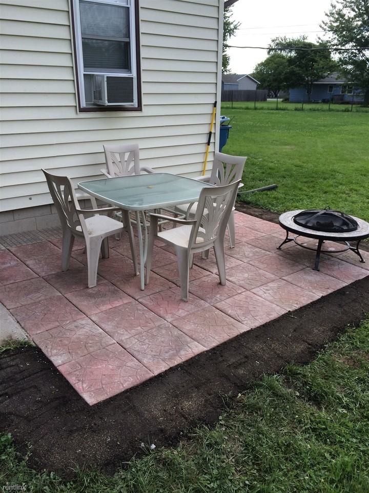 1606 Bluebird Dr - Photo 2 of 14