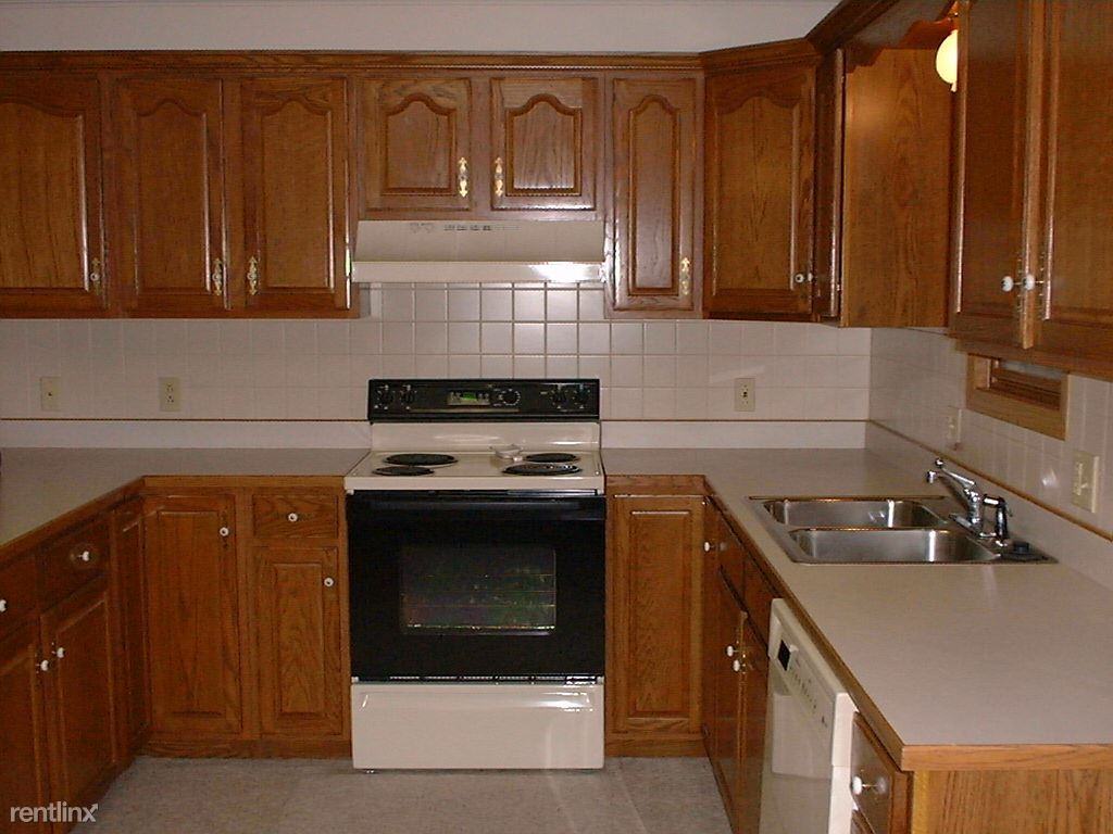 2315 Woodwind Ct - Photo 2 of 5