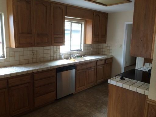 817 Sladky Ave - Photo 3 of 14