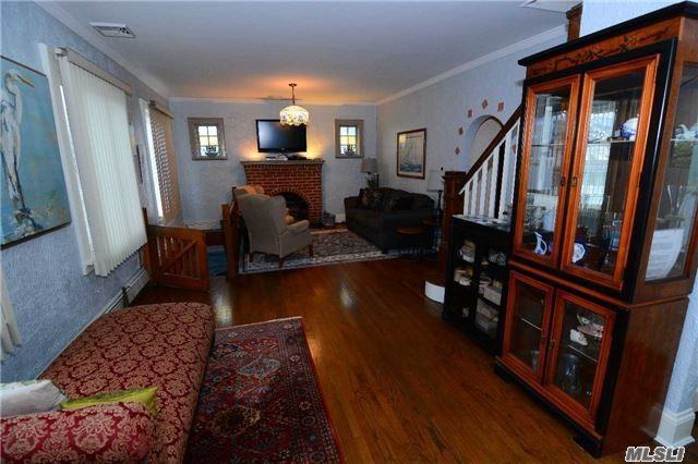 94 Brookline Ave - Photo 3 of 23
