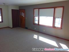 421 William Ave W - Photo 3 of 14