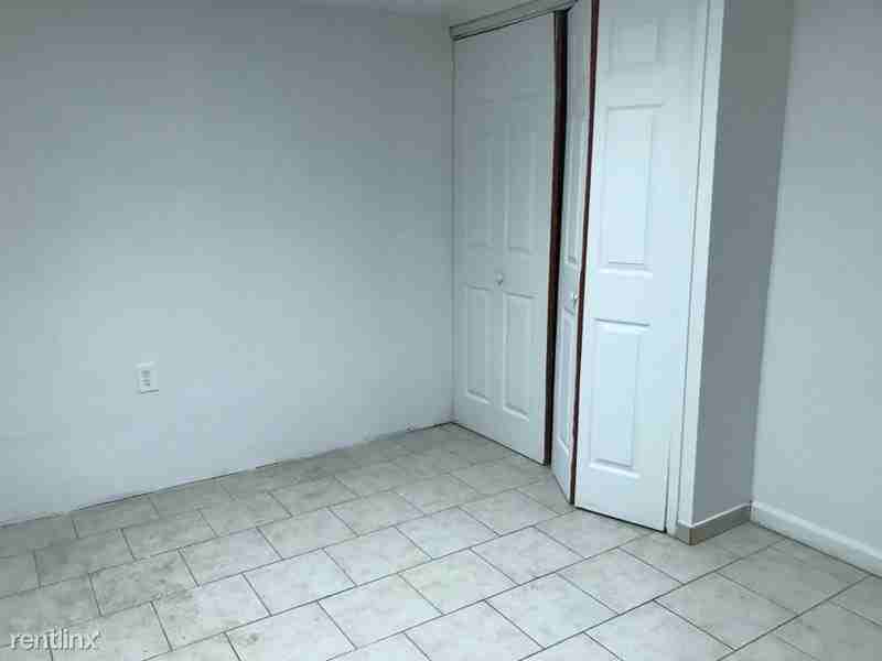 Kennedy boulevard east - Photo 3 of 8