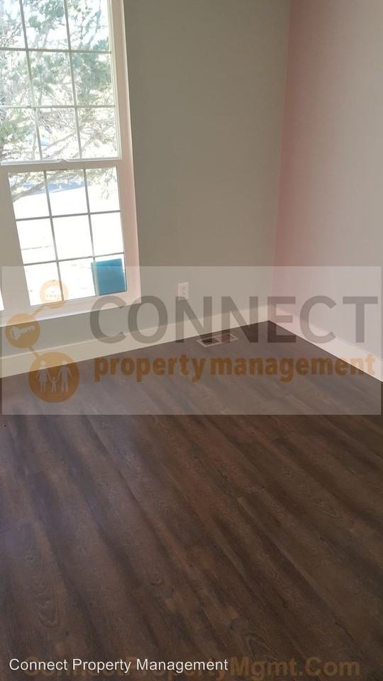 1165 Fern St - Photo 3 of 23