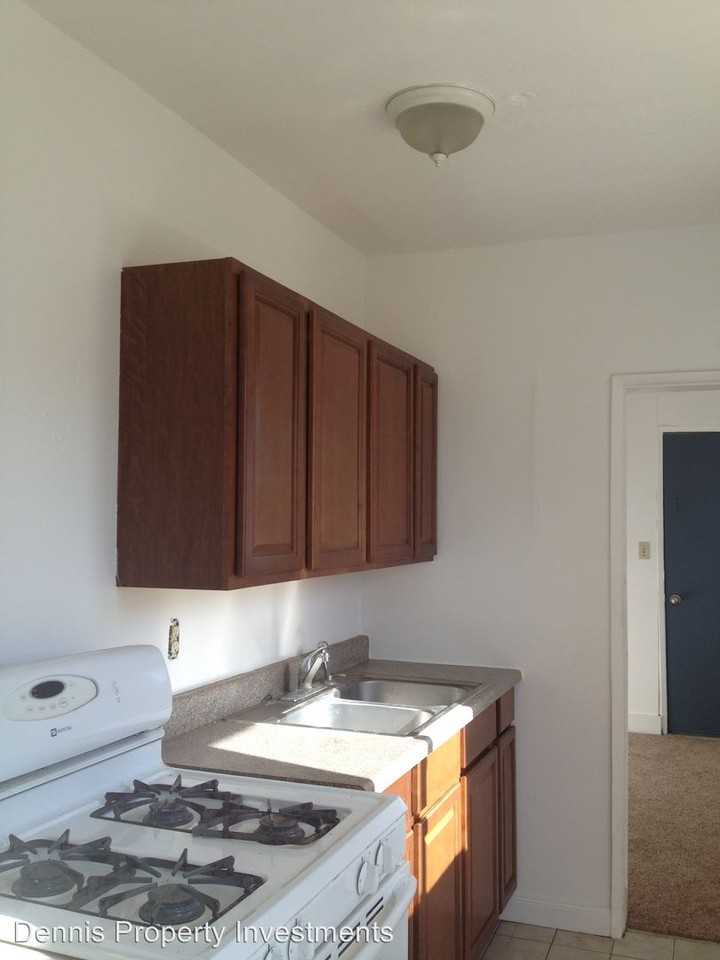 383 - 383 1/2 W Simpson - Photo 3 of 3