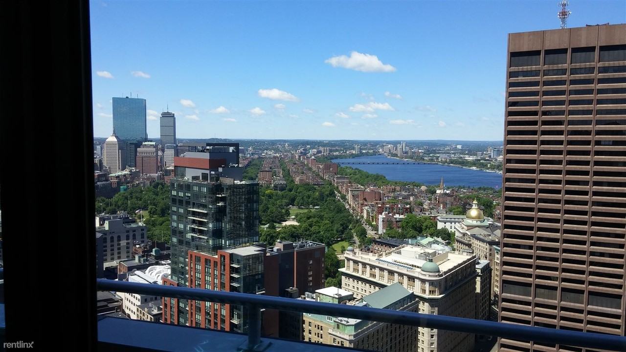 1 Devonshire Pl - Photo 3 of 10