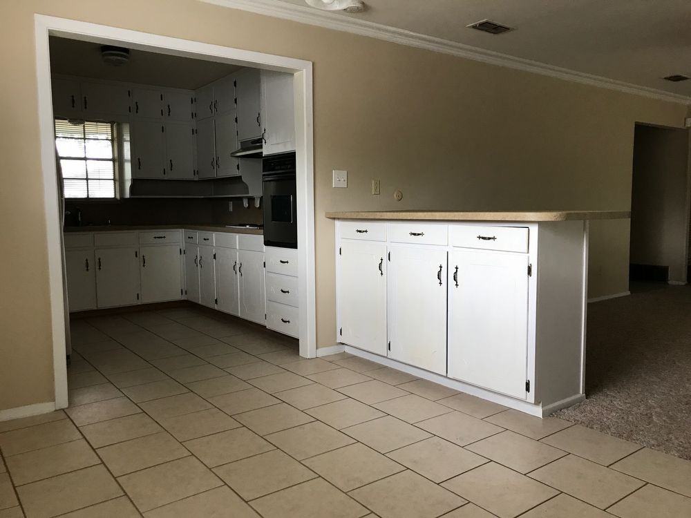 1113 Duane St - Photo 2 of 7