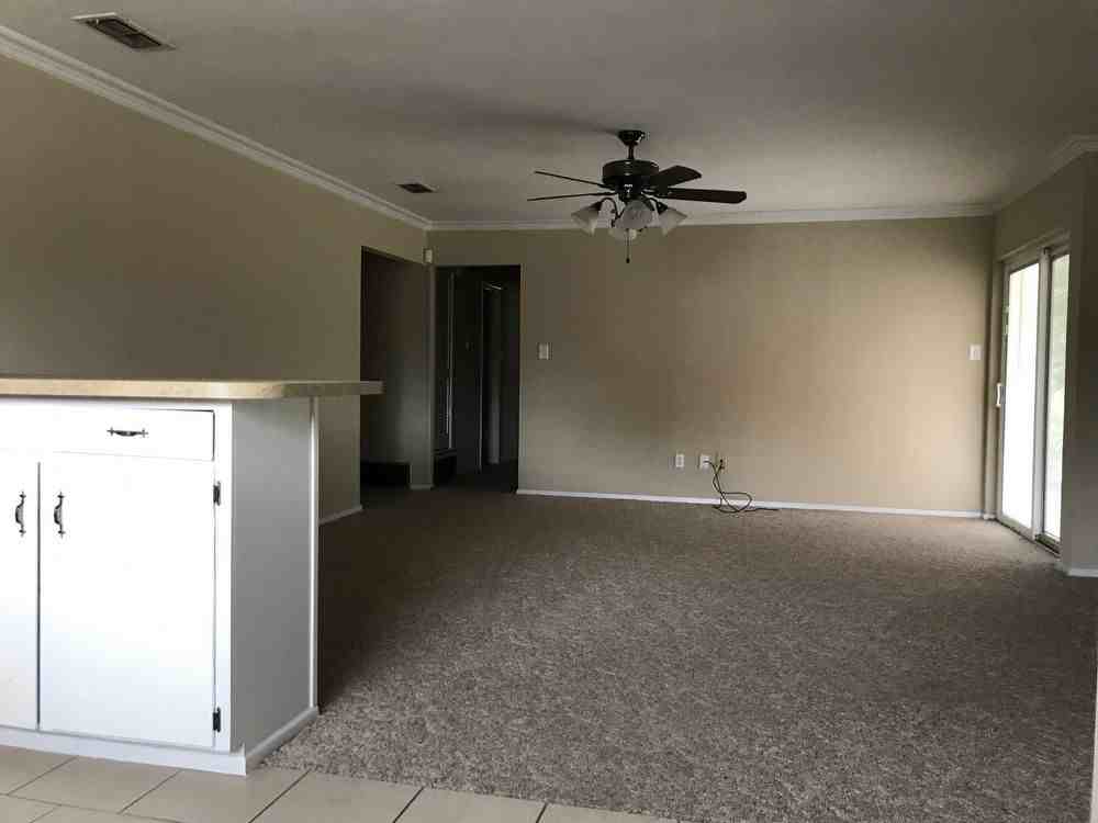 1113 Duane St - Photo 3 of 7