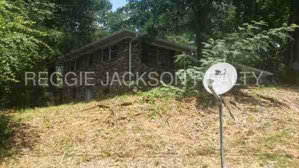 645 Montevista St SW - Photo 3 of 36